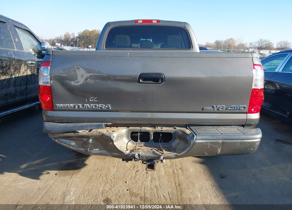 2004 TOYOTA TUNDRA LIMITED V8 VIN: 5TBDT48164S462524