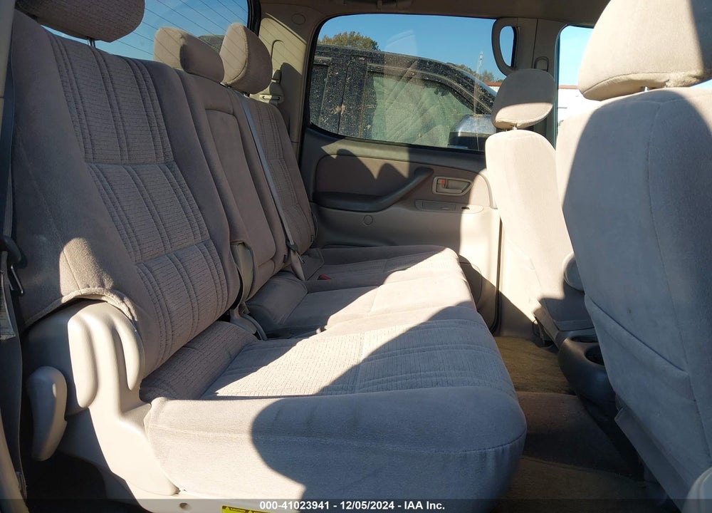 2004 TOYOTA TUNDRA LIMITED V8 VIN: 5TBDT48164S462524