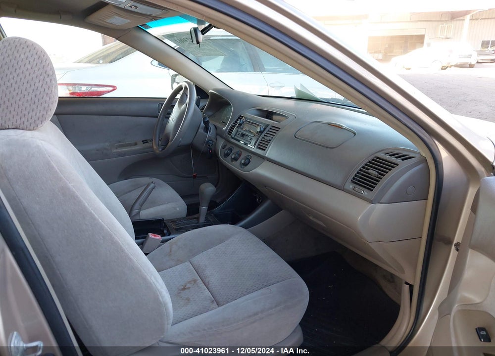 2003 TOYOTA CAMRY LE VIN: 4T1BE32KX3U240210