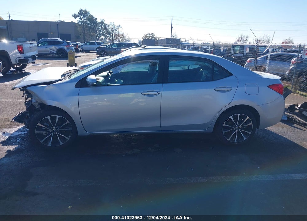 2018 TOYOTA COROLLA XSE VIN: 2T1BURHE0JC042595