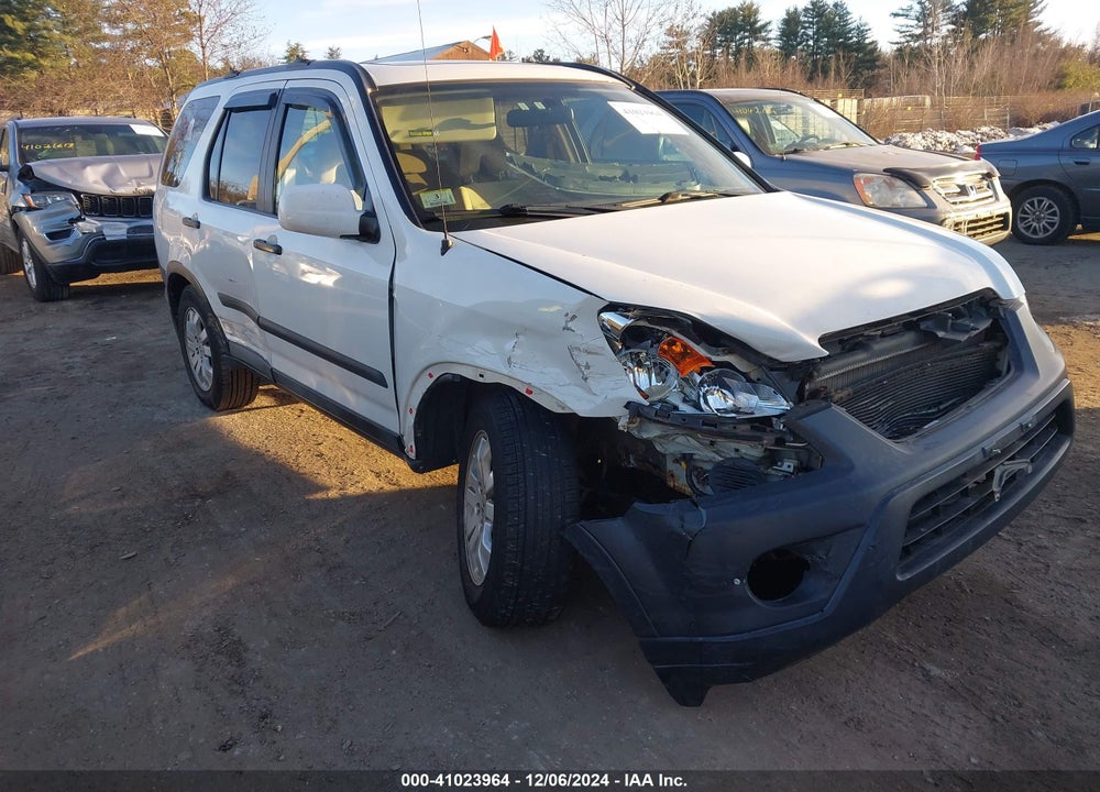 2005 HONDA CR-V EX VIN: SHSRD788X5U332821