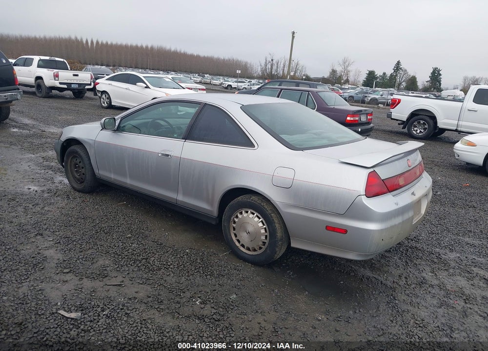 2001 HONDA ACCORD 2.3 LX VIN: 1HGCG32641A029994
