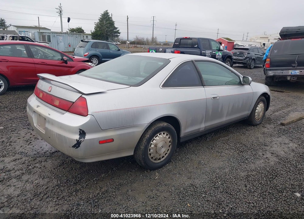 2001 HONDA ACCORD 2.3 LX VIN: 1HGCG32641A029994