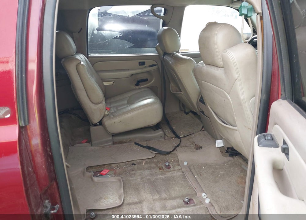 2003 CHEVROLET SUBURBAN 1500 LT VIN: 1GNEC16Z23J176501