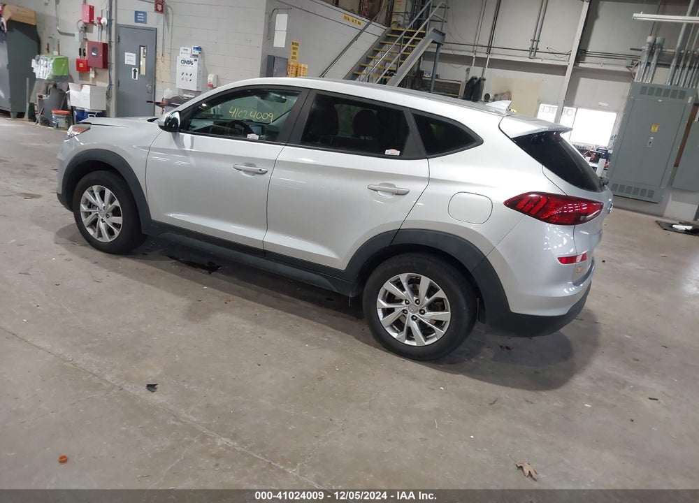 2019 HYUNDAI TUCSON SE VIN: KM8J23A43KU051677