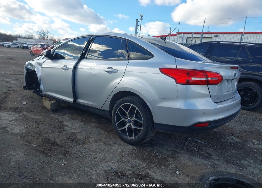 2017 FORD FOCUS SEL VIN: 1FADP3H28HL253524