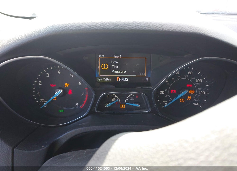 2017 FORD FOCUS SEL VIN: 1FADP3H28HL253524