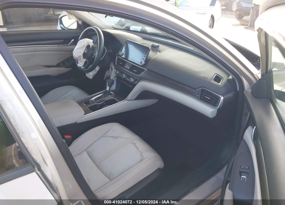 2018 HONDA ACCORD EX VIN: 1HGCV1F44JA075859