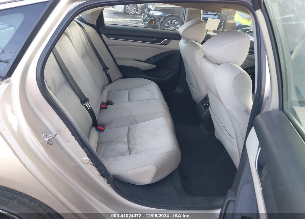 2018 HONDA ACCORD EX VIN: 1HGCV1F44JA075859