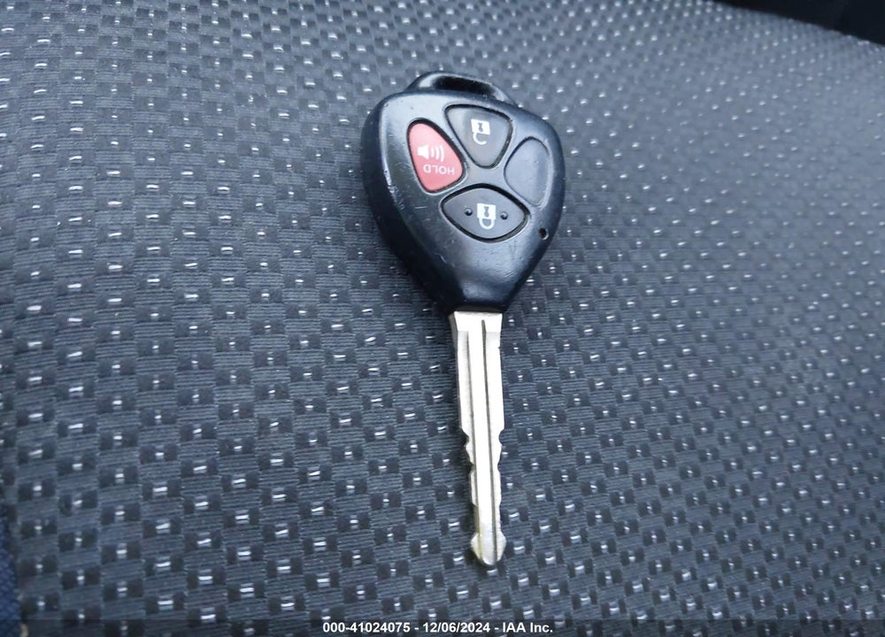 2009 PONTIAC VIBE VIN: 5Y2SP67039Z444592