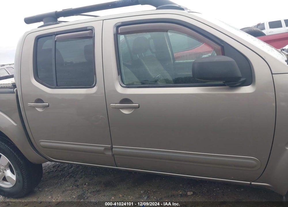 2005 NISSAN FRONTIER LE VIN: 1N6AD07W75C464750