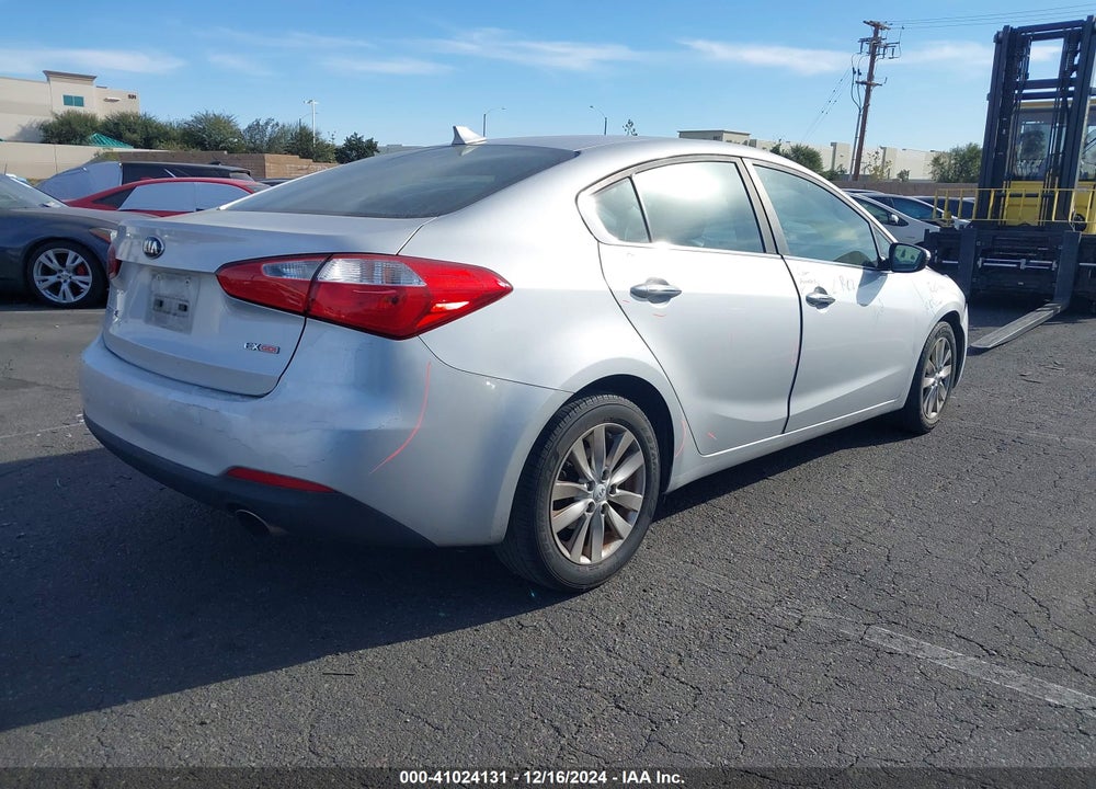 2015 KIA FORTE EX VIN: KNAFX4A8XF5343960