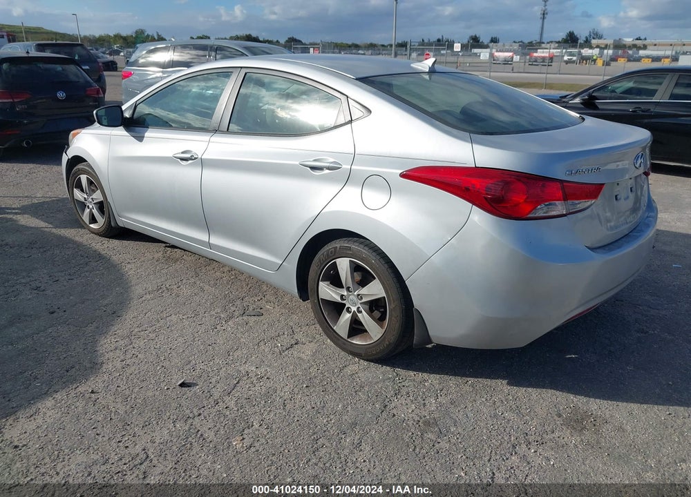 2013 HYUNDAI ELANTRA GLS VIN: 5NPDH4AE4DH190969