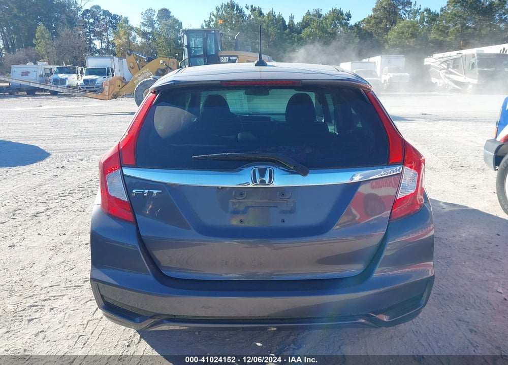 2018 HONDA FIT EX VIN: 3HGGK5H85JM723424