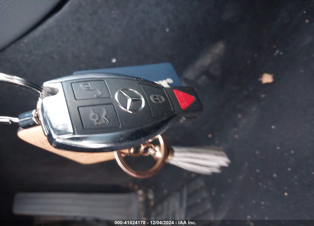 2018 MERCEDES-BENZ C 300 VIN: WDDWF4JB9JR385593