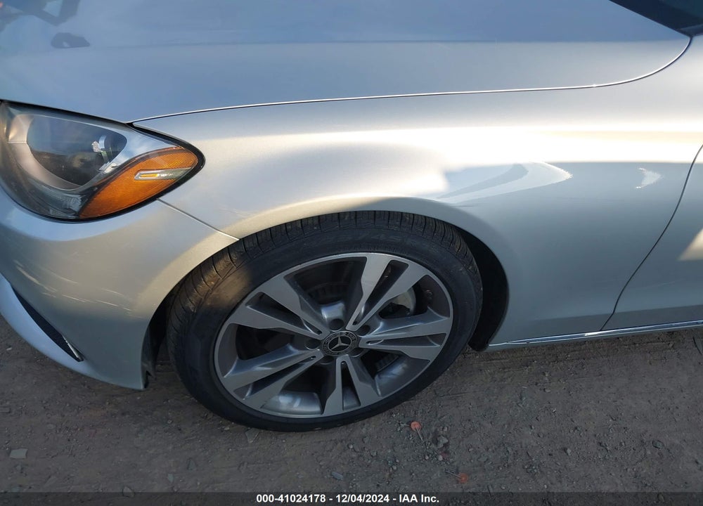 2018 MERCEDES-BENZ C 300 VIN: WDDWF4JB9JR385593