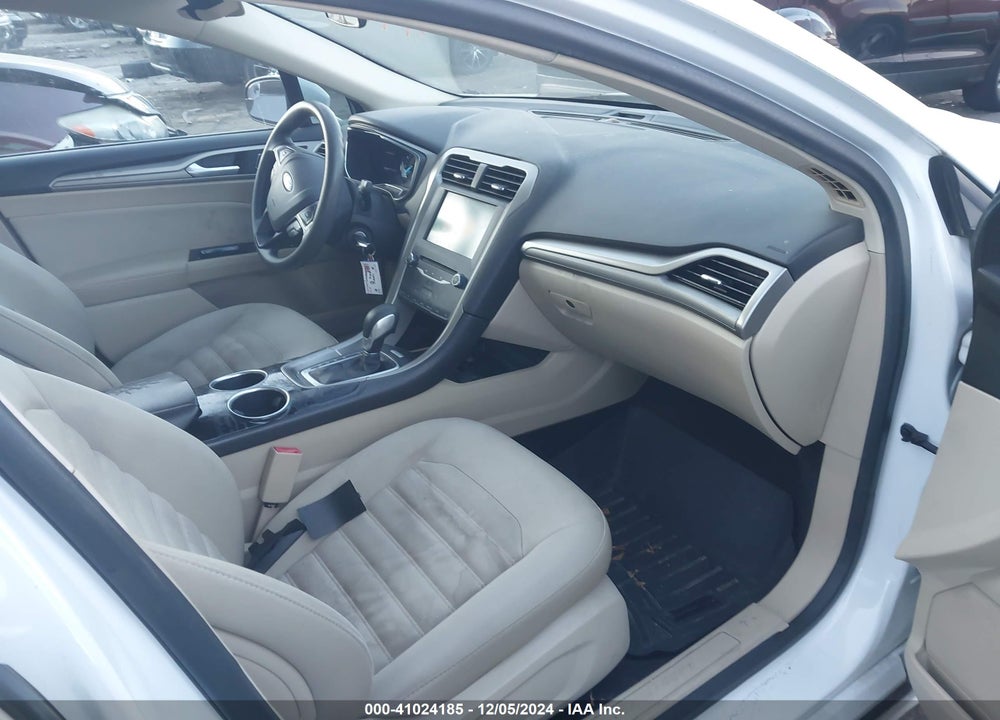 2013 FORD FUSION SE VIN: 3FA6P0H77DR255957