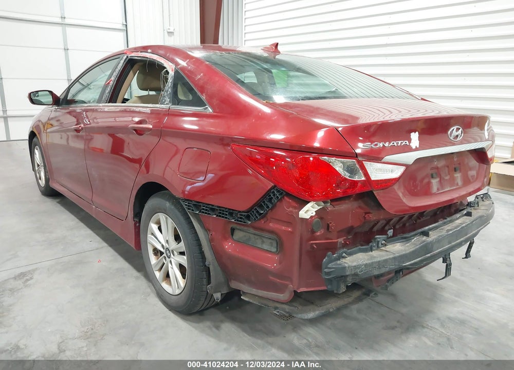 2014 HYUNDAI SONATA GLS VIN: 5NPEB4AC1EH945355