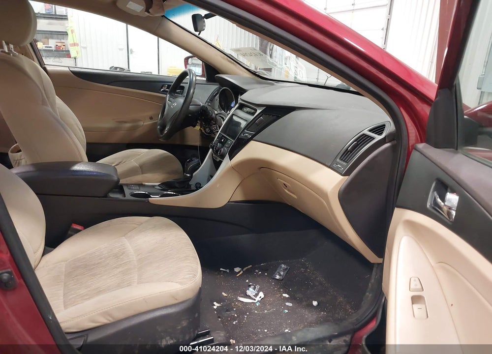 2014 HYUNDAI SONATA GLS VIN: 5NPEB4AC1EH945355