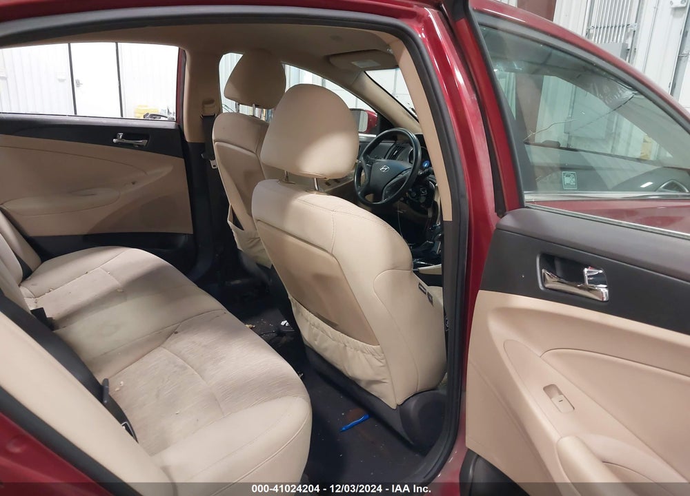 2014 HYUNDAI SONATA GLS VIN: 5NPEB4AC1EH945355