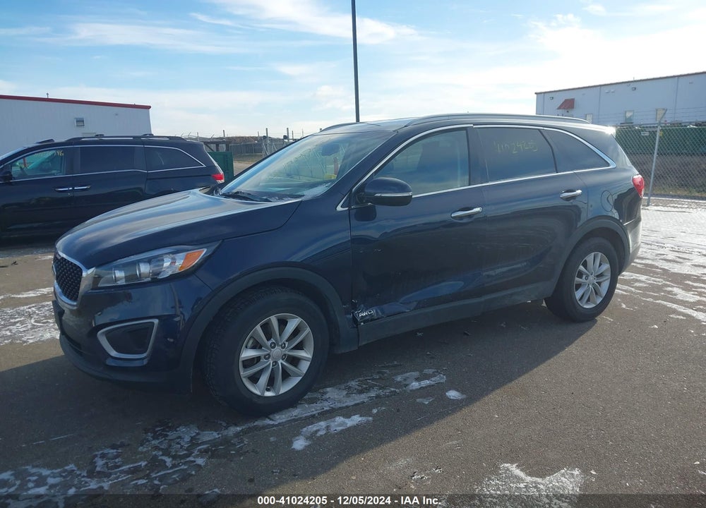 2018 KIA SORENTO 2.4L LX VIN: 5XYPGDA36JG358323