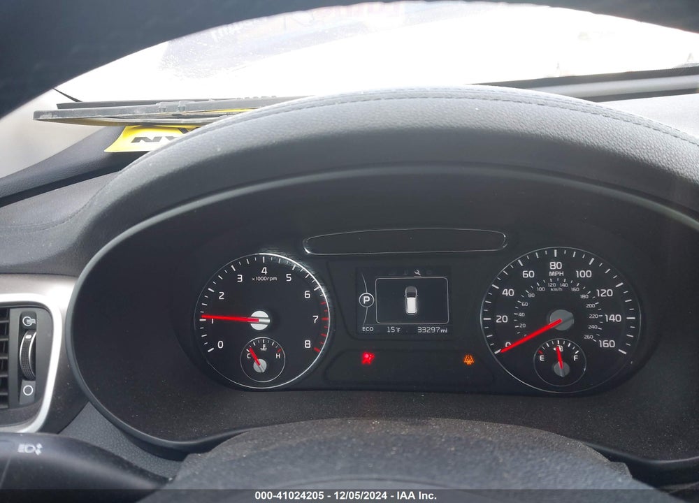 2018 KIA SORENTO 2.4L LX VIN: 5XYPGDA36JG358323