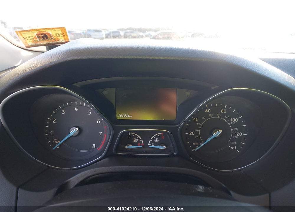 2016 FORD FOCUS VIN: 1FADP3K26GL250550