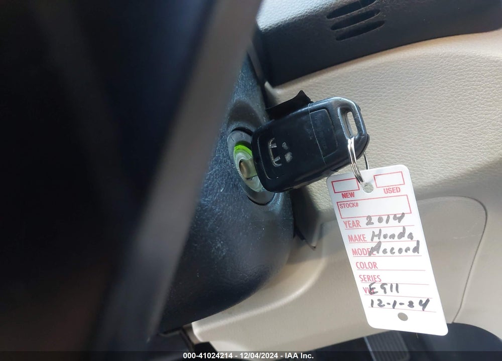 2014 HONDA ACCORD VIN: 1HGCR2F37EA107985