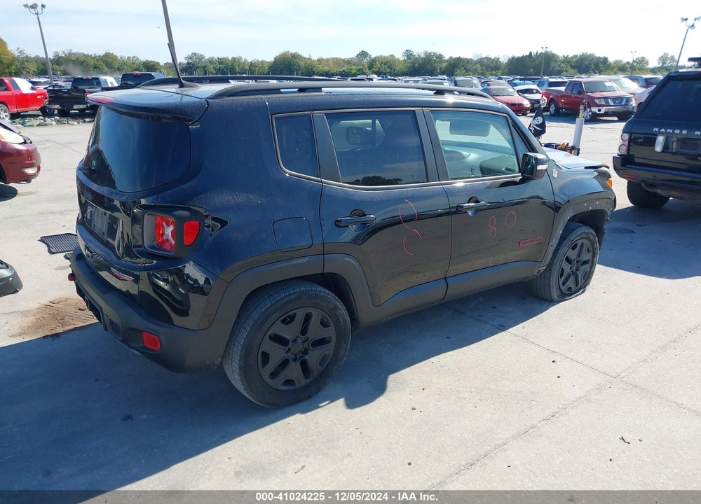 2018 JEEP RENEGADE TRAILHAWK 4X4 VIN: ZACCJBCBXJPH41397