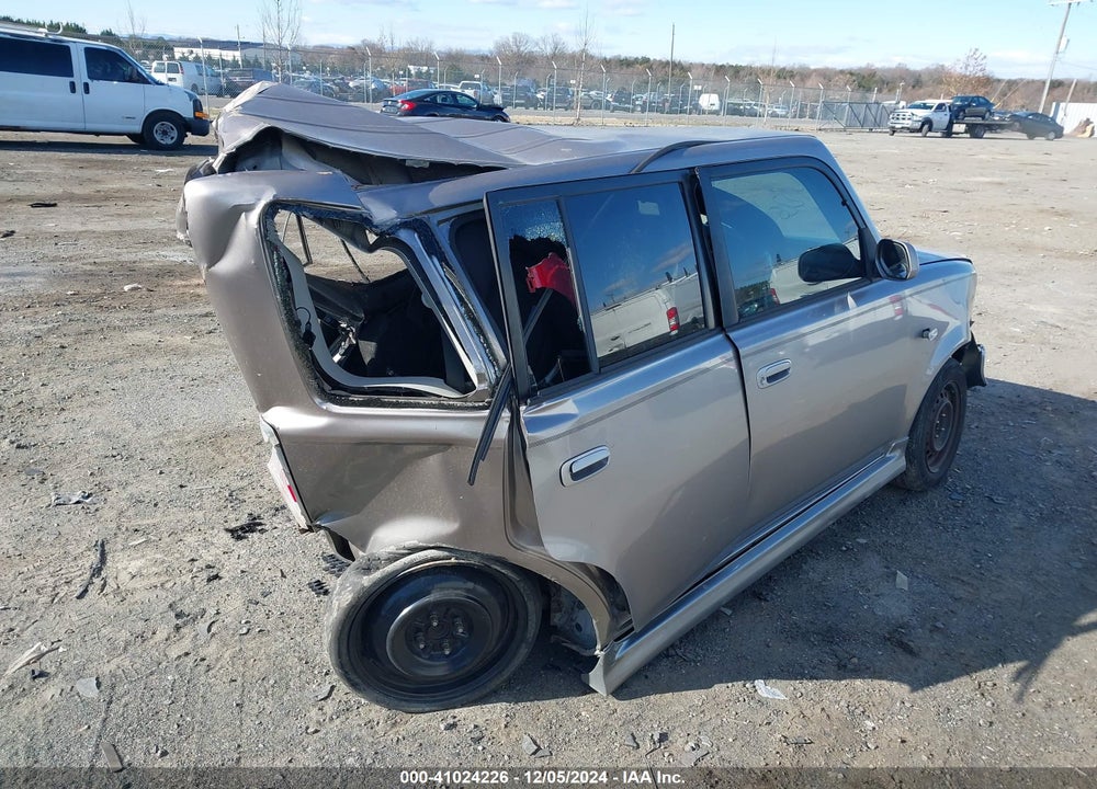 2005 SCION XB VIN: JTLKT324350177428