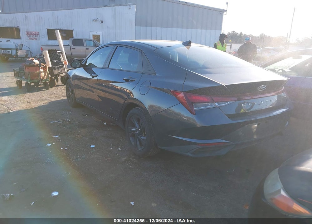 2021 HYUNDAI ELANTRA VIN: 5NPLS4AG3MH044710