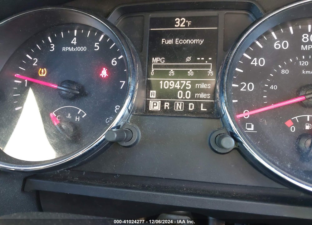 2013 NISSAN ROGUE SV W/SL PKG VIN: JN8AS5MV7DW636584