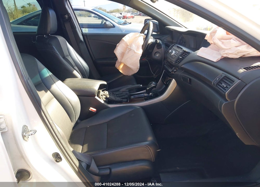 2017 HONDA ACCORD SPORT VIN: 1HGCR2F5XHA285279
