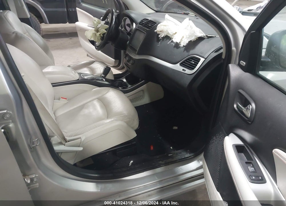 2011 DODGE JOURNEY LUX VIN: 3D4PH9FG9BT518097