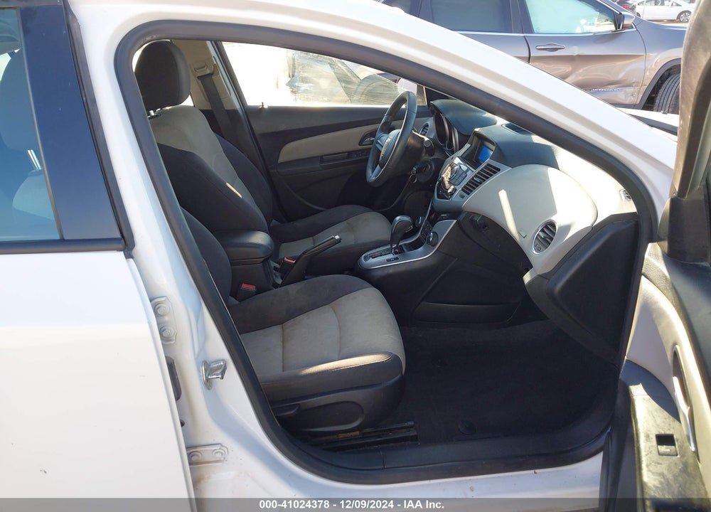 2014 CHEVROLET CRUZE LS AUTO VIN: 1G1PA5SH7E7335856
