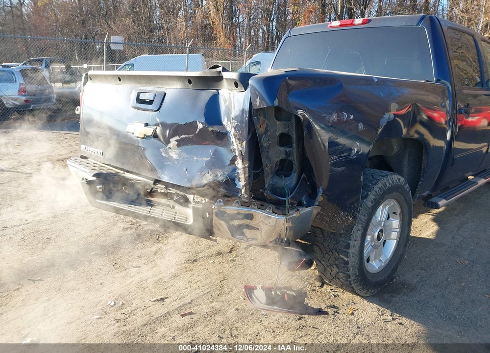 2008 CHEVROLET SILVERADO 1500 LT1 VIN: 2GCEK13M481187795