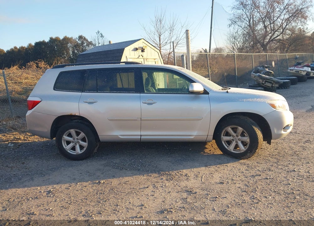 2010 TOYOTA HIGHLANDER BASE V6 VIN: 5TDBK3EHXAS023688
