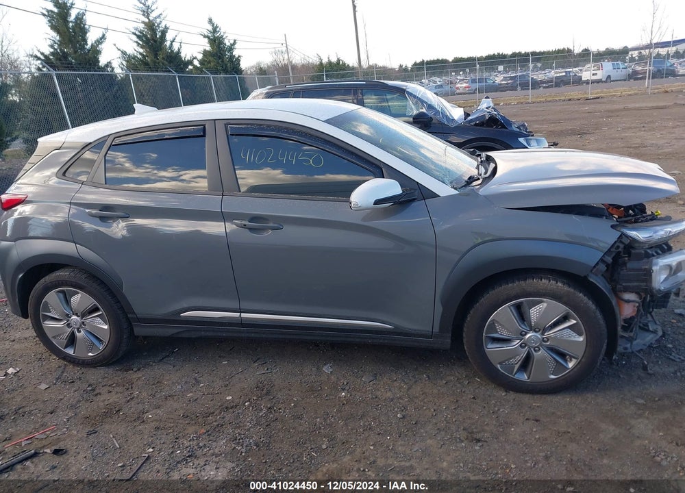 2021 HYUNDAI KONA ELECTRIC SEL VIN: KM8K23AG1MU126510