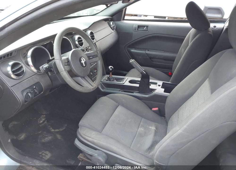 2007 FORD MUSTANG VIN: 1ZVFT80N975239553