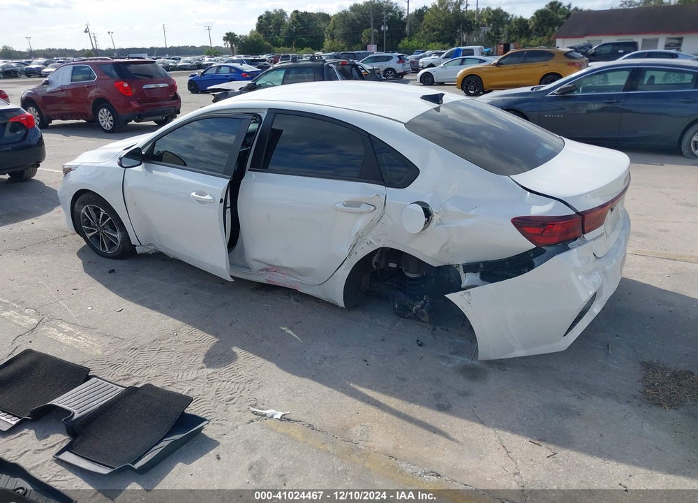 2023 KIA FORTE VIN: 3KPF24AD3PE679289