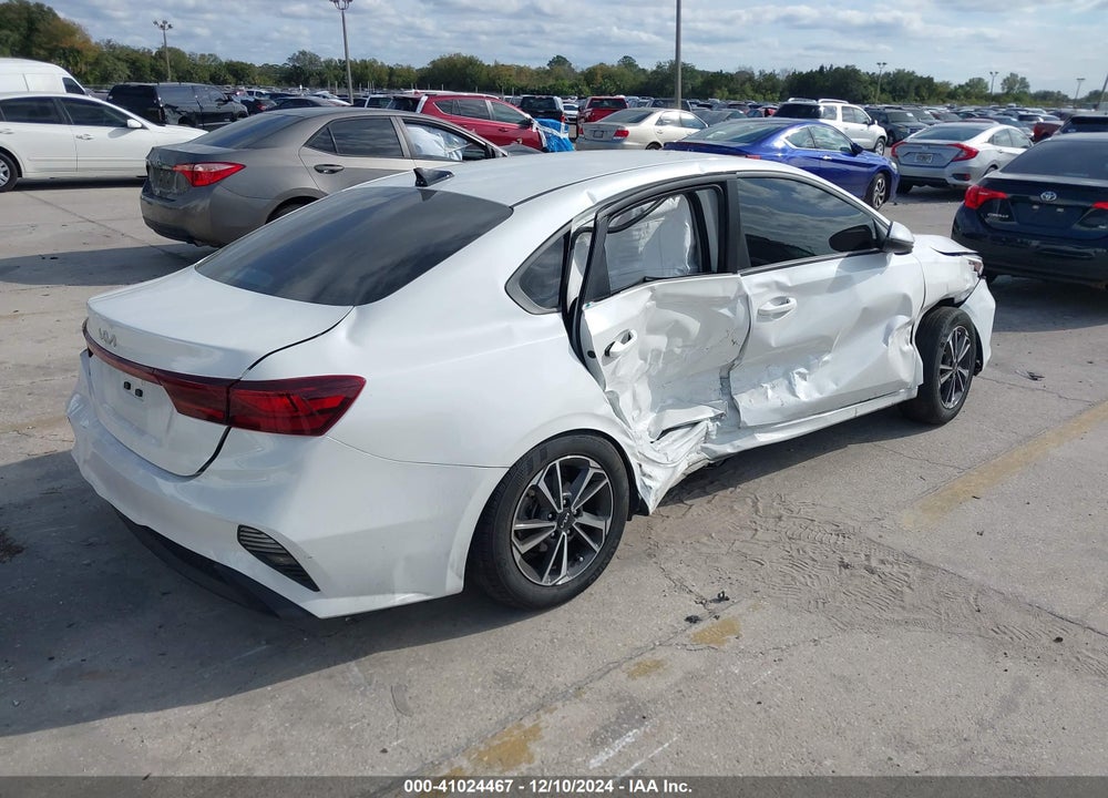 2023 KIA FORTE VIN: 3KPF24AD3PE679289