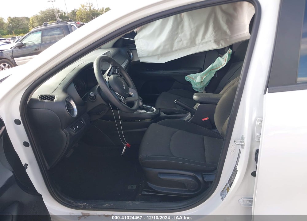 2023 KIA FORTE VIN: 3KPF24AD3PE679289