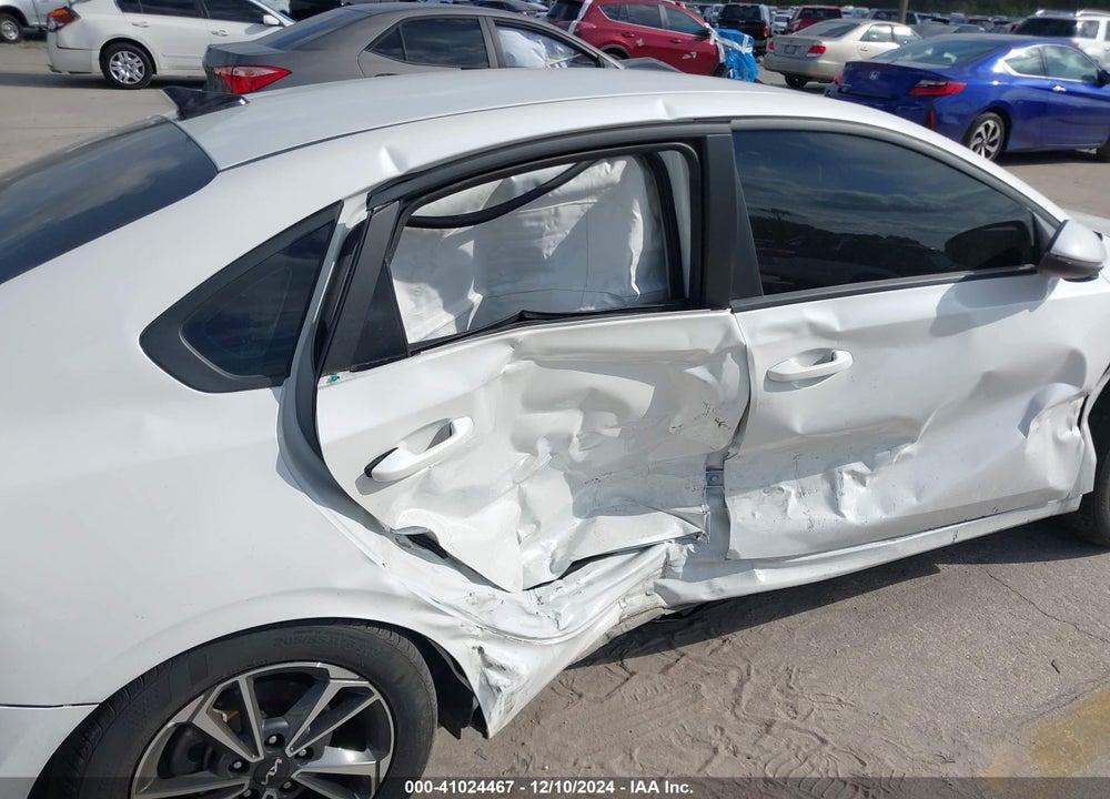 2023 KIA FORTE VIN: 3KPF24AD3PE679289