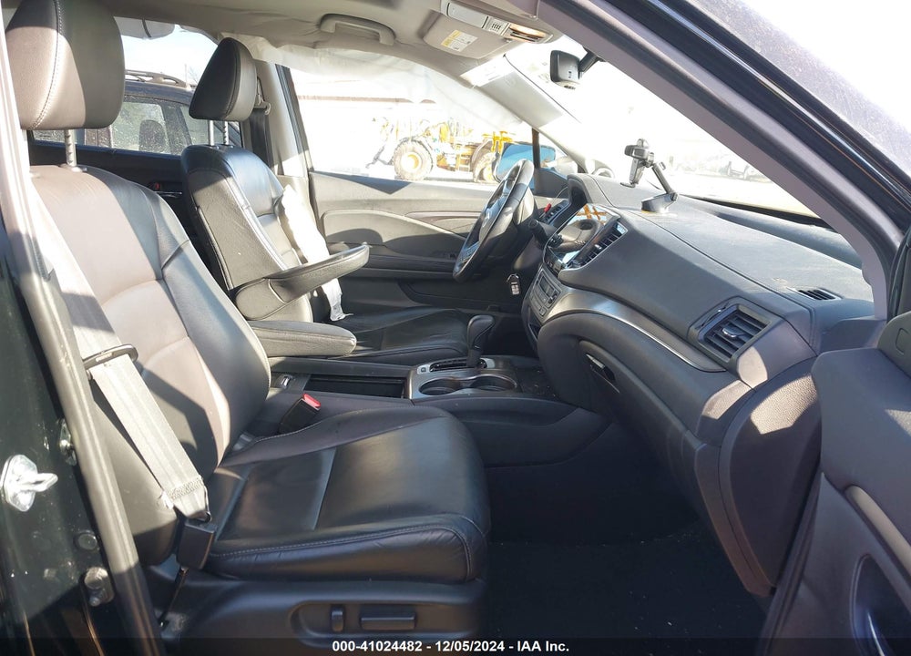 2020 HONDA PILOT AWD EX-L VIN: 5FNYF6H56LB051173
