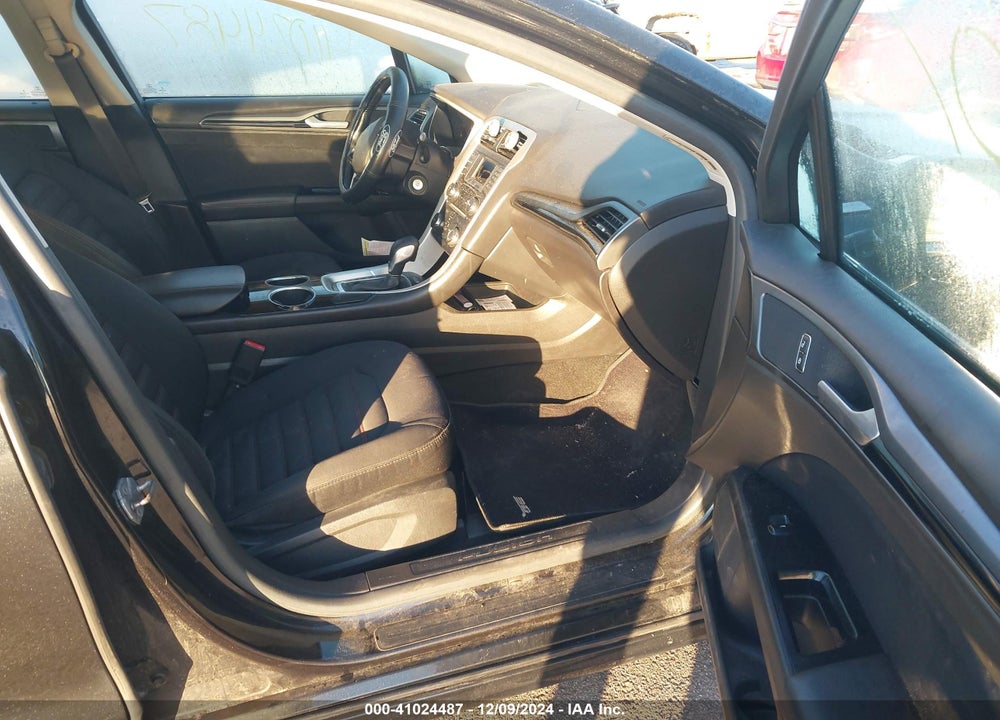 2014 FORD FUSION VIN: 3FA6P0H72ER136151