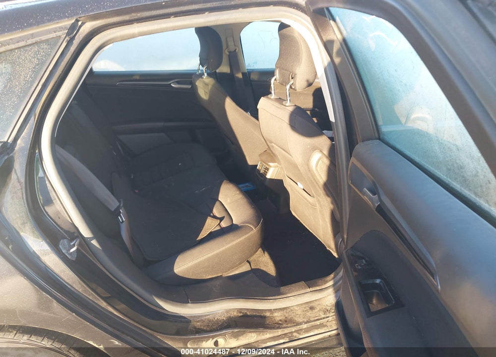 2014 FORD FUSION VIN: 3FA6P0H72ER136151