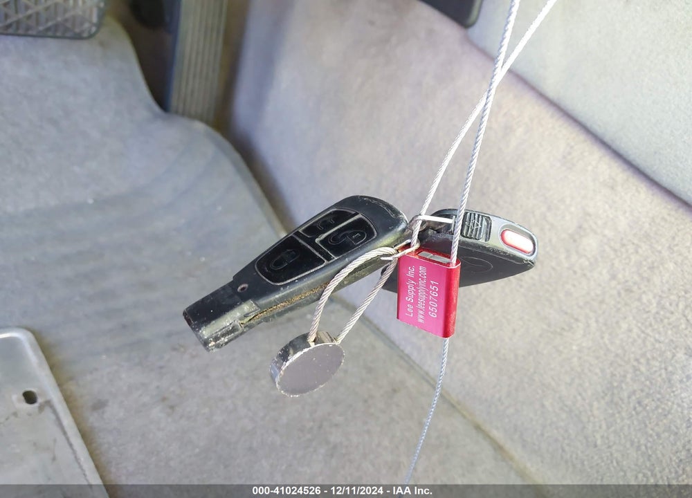1999 MERCEDES-BENZ E 320 VIN: WDBJF65HXXA906907