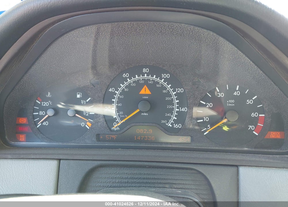 1999 MERCEDES-BENZ E 320 VIN: WDBJF65HXXA906907