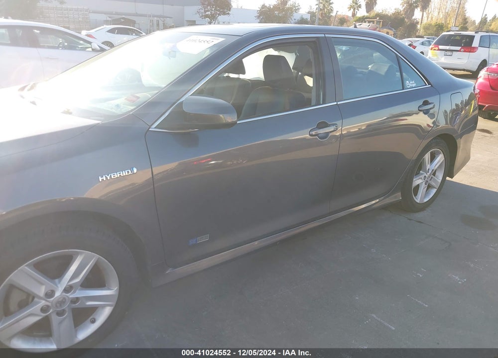 2014 TOYOTA CAMRY HYBRID VIN: 4T1BD1FK7EU134818