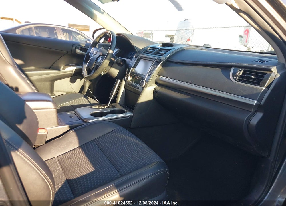2014 TOYOTA CAMRY HYBRID VIN: 4T1BD1FK7EU134818
